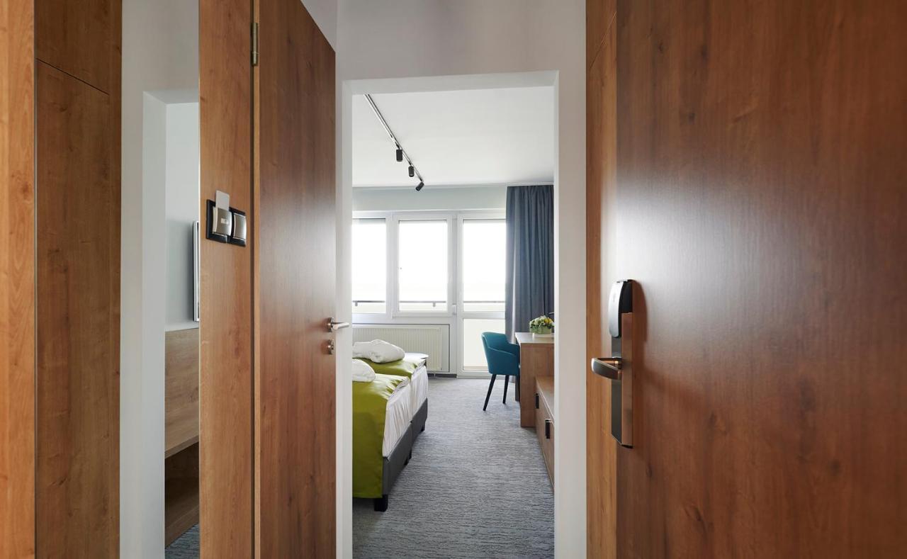 Hotel Otp Balatonszemes Ngoại thất bức ảnh