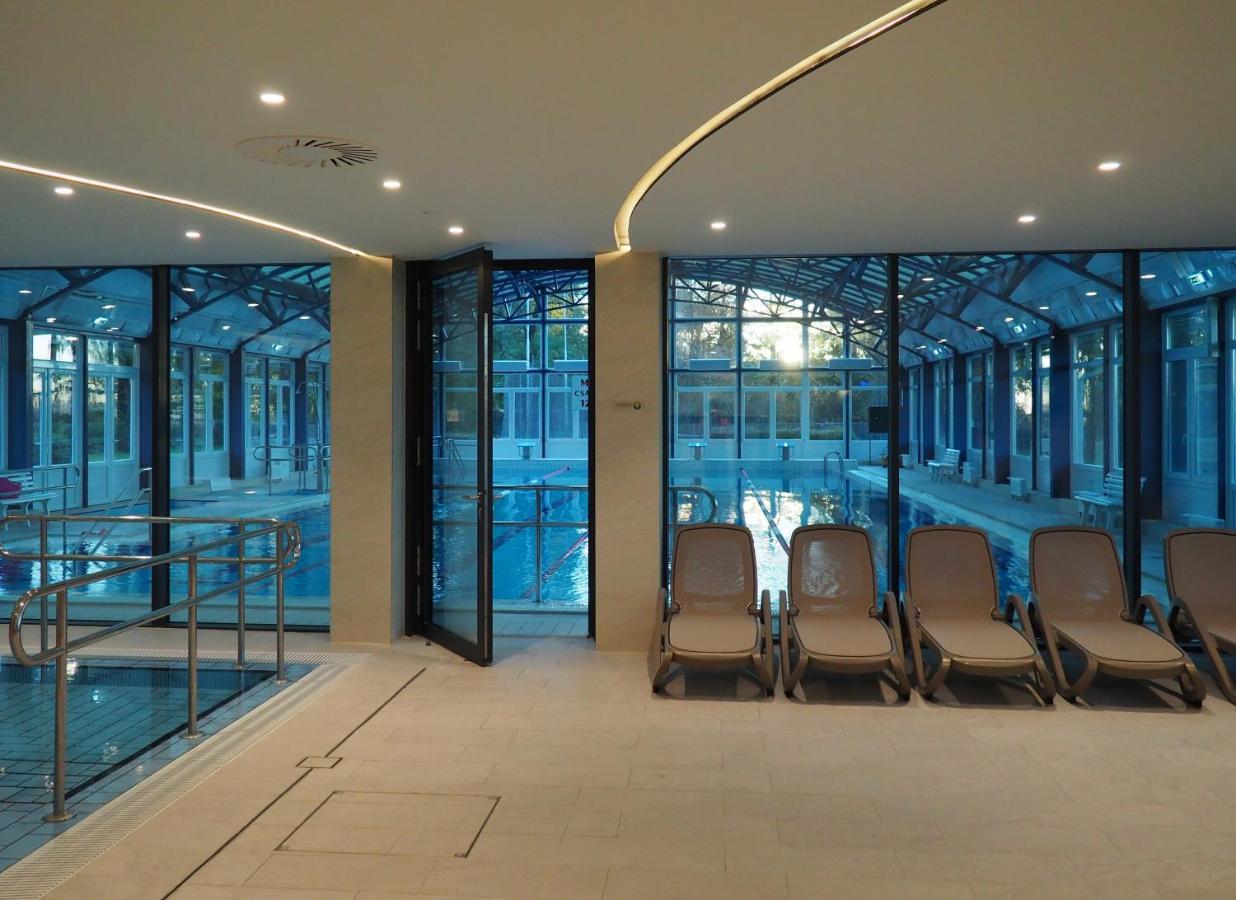 Hotel Otp Balatonszemes Ngoại thất bức ảnh