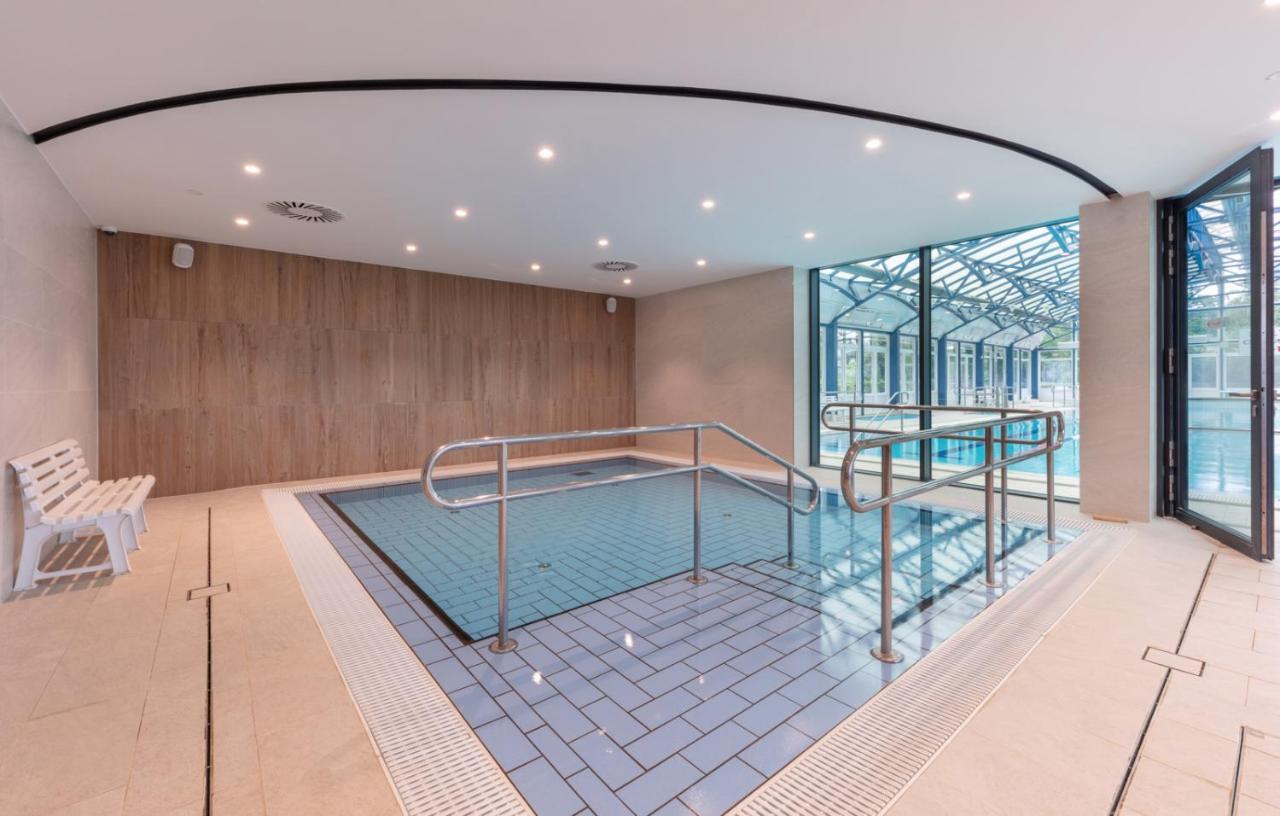 Hotel Otp Balatonszemes Ngoại thất bức ảnh