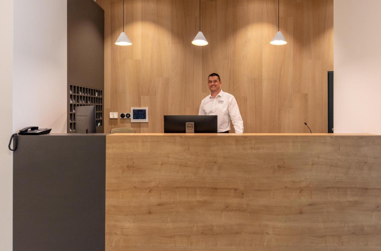 Hotel Otp Balatonszemes Ngoại thất bức ảnh